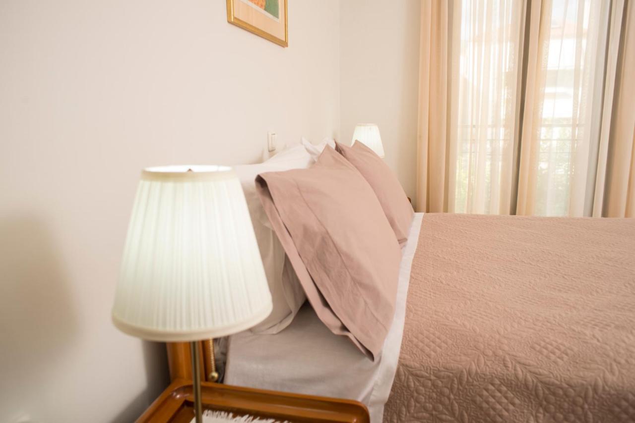 Maisonette With Garden In The Heart Of The Historical Kalamata Center מראה חיצוני תמונה