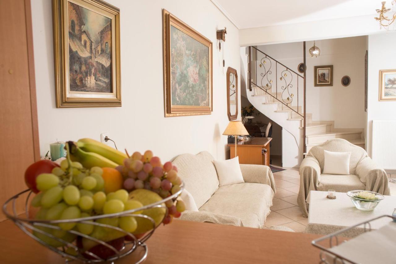 Maisonette With Garden In The Heart Of The Historical Kalamata Center מראה חיצוני תמונה