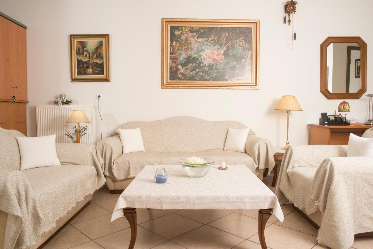 Maisonette With Garden In The Heart Of The Historical Kalamata Center מראה חיצוני תמונה
