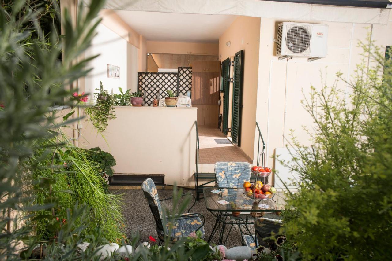 Maisonette With Garden In The Heart Of The Historical Kalamata Center מראה חיצוני תמונה